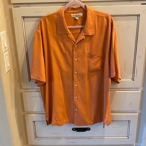 Tommy Bahama men’s shirt 100% silk shirt short sleeve